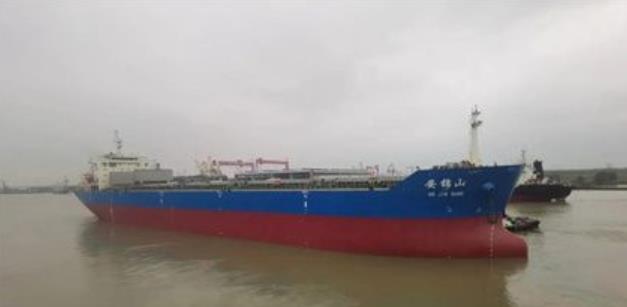  12:35 肉桂树轮驶离码头 该轮是希腊船东公司的一艘散货船
-上海双清包税