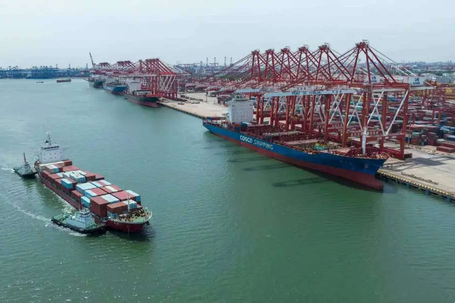 为广大企业、客户提供海侧集港提箱服务;推出铁路集疏运解决方案
-电子烟国际货代