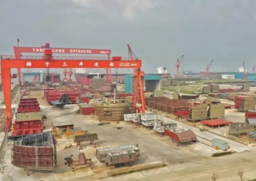 新加坡航运公司Jaldhi Overseas向扬子江船业团体旗下扬子三井造船(Yangzi-Mitsui Shipbuilding)下单订造4艘66000载重吨(DWT)散货船
-德国海运