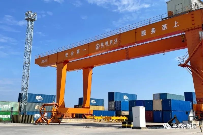 成为沿线国家广泛认同的国际公共 物流产品
-阿姆斯特丹空运AMS